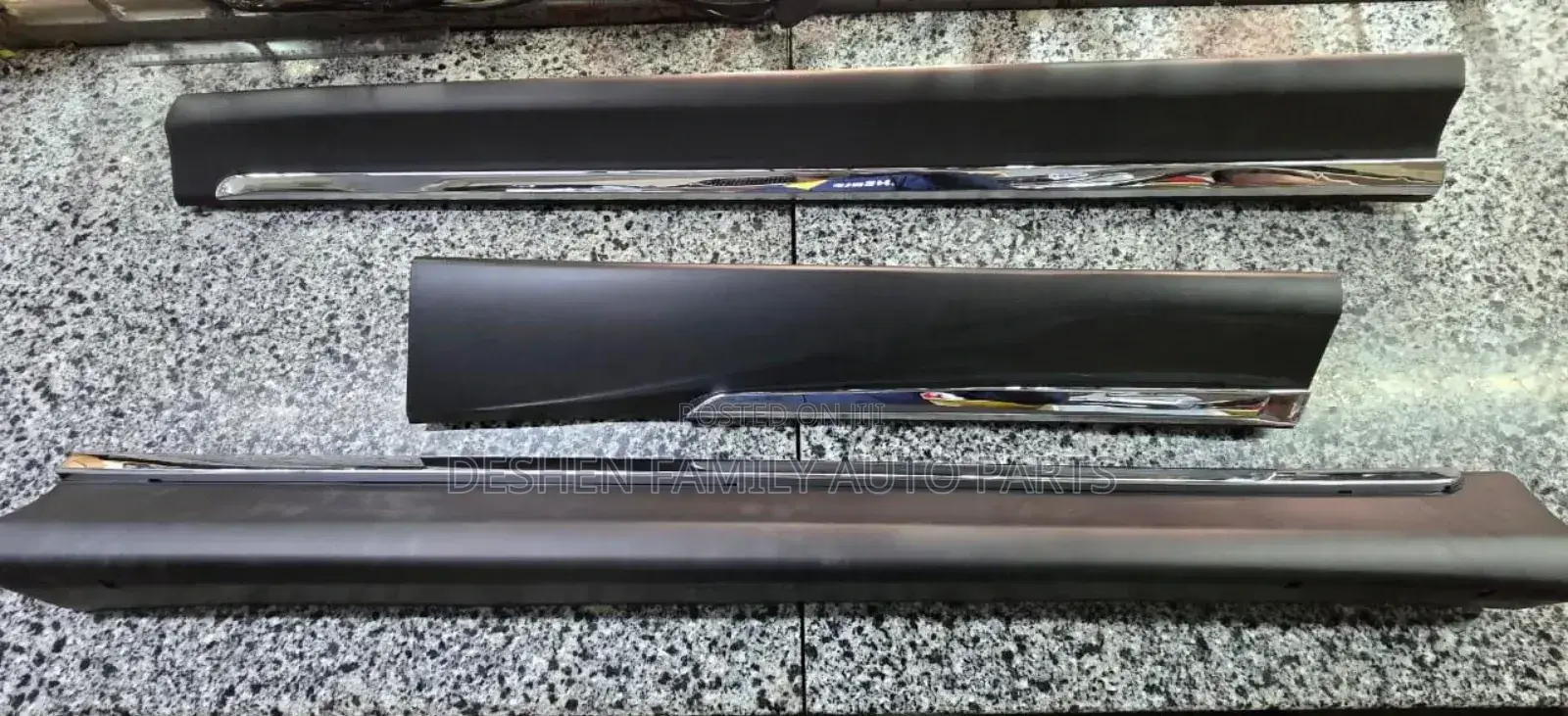 Body Moulding With Chrome for Subaru SJG