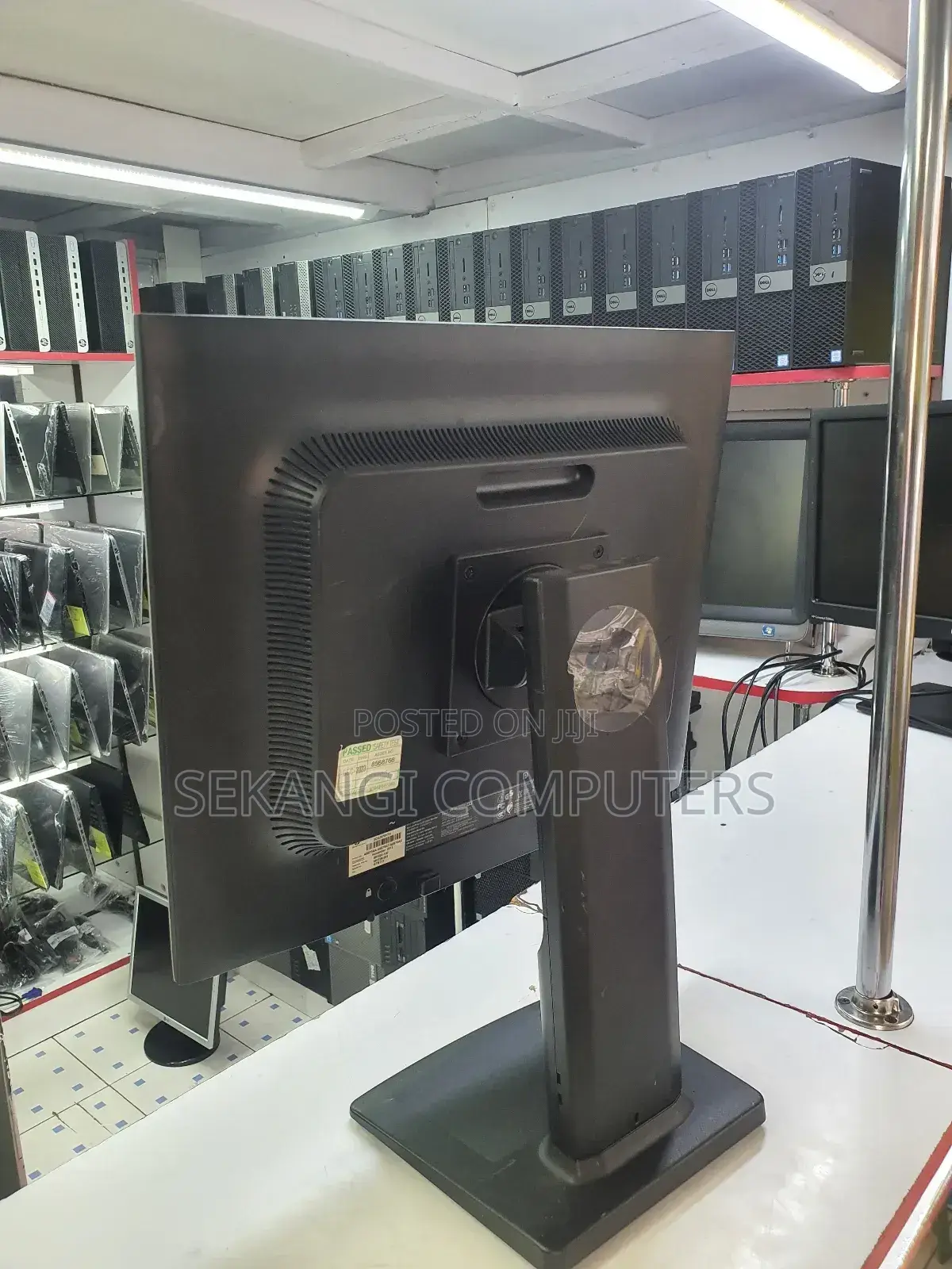 Hp Compaq LA 1956x Monitors