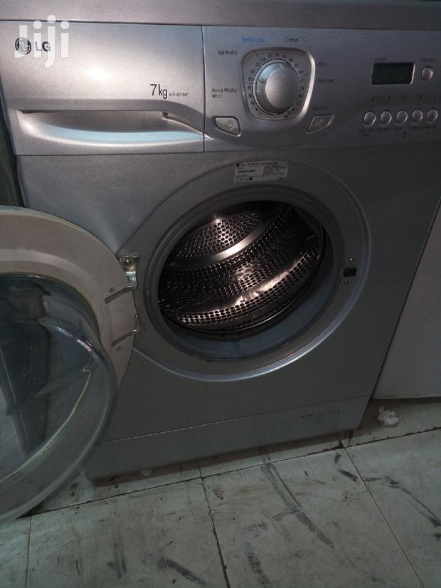 LG Washing Machine - thumbnail 2