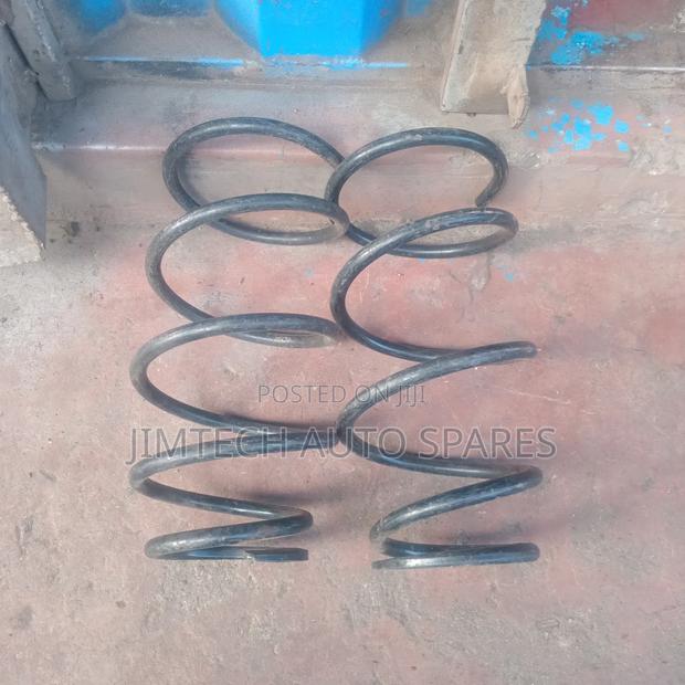 Toyota Noah Old Model Heavy Duty Spring - thumbnail 2