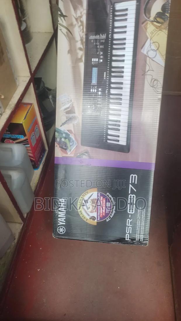 New PSR 373 Yamaha Keyboard