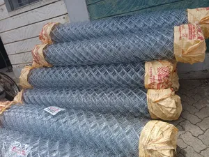 Wiremesh -chainlinks Gauge ,14 ,80x80, 7ft