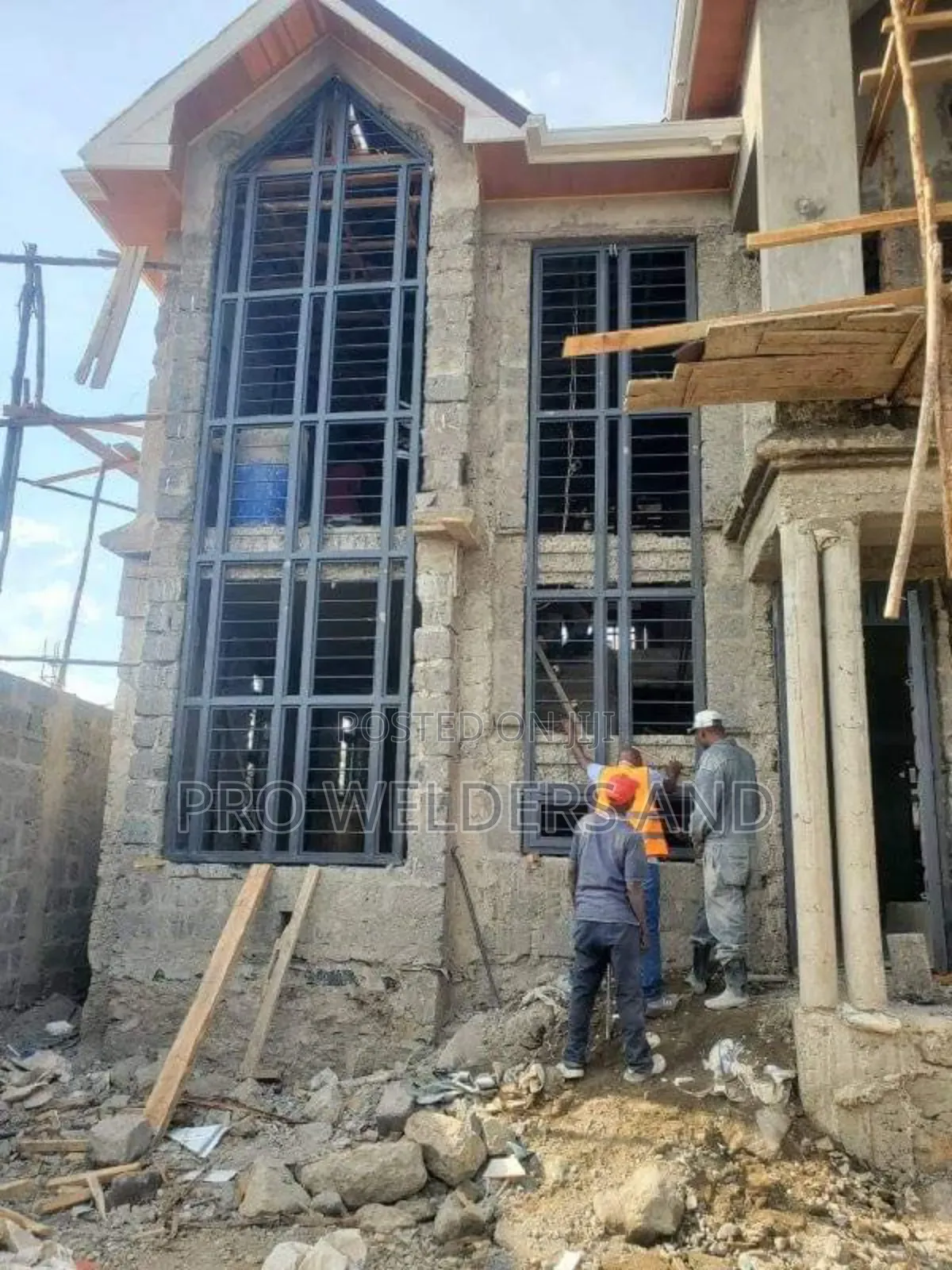 Curtain Walls(Big Full Windows)