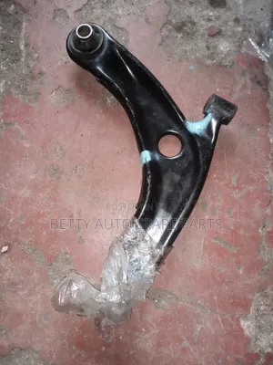 Toyota Vitz Control Arm