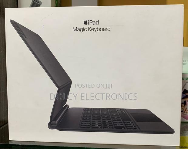 Apple iPad Pro 11-Inch M4 Magic Keyboard