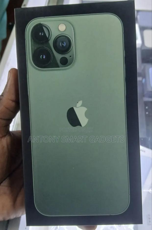 Apple iPhone 13 Pro Max 256 GB Gold - thumbnail 3