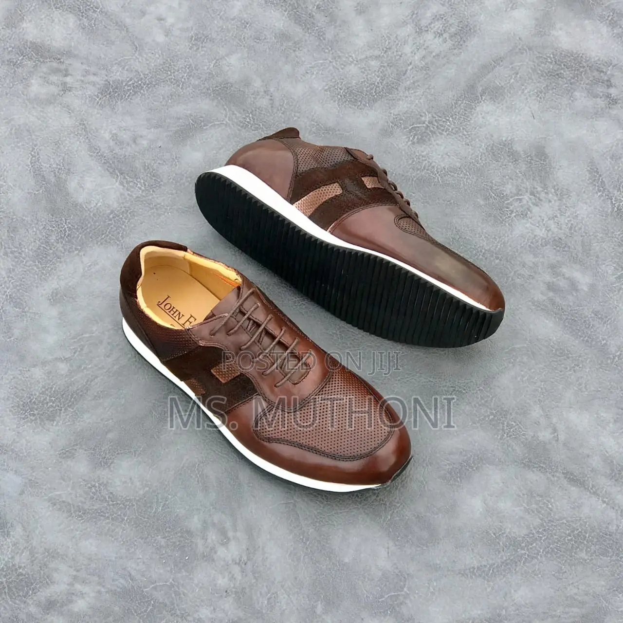 Laced John Foster Casual Size 38-45