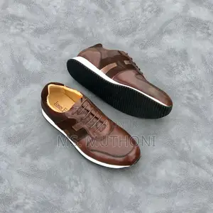 Laced John Foster Casual Size 38-45