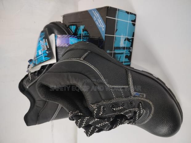 Vaultex High Quality Safety Boots - main view