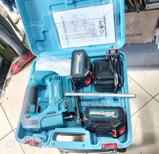 Makita Codeless Jigsaw With Two Batteries 198v