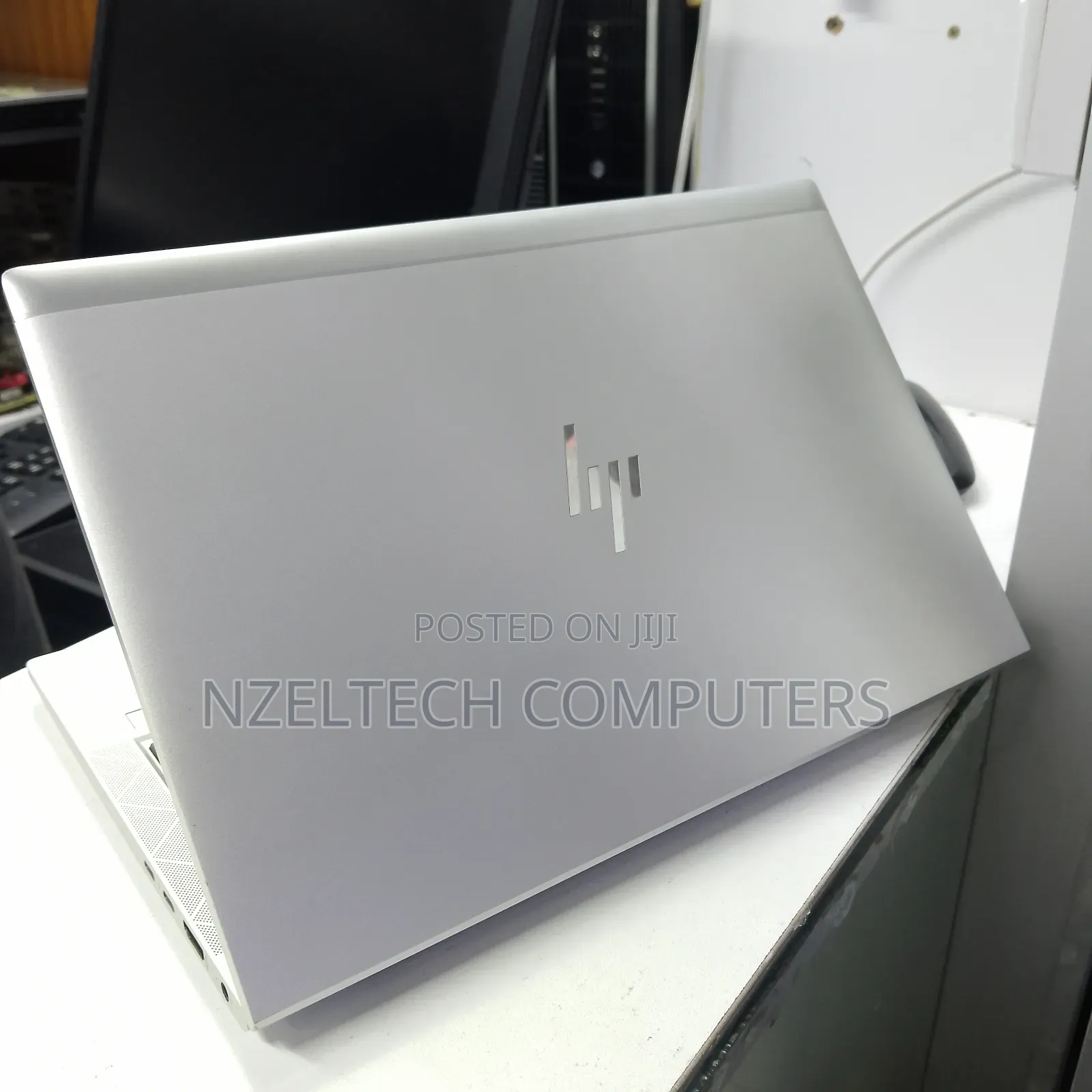 Laptop HP EliteBook 830 G8 16GB Intel Core I7 SSD 512GB