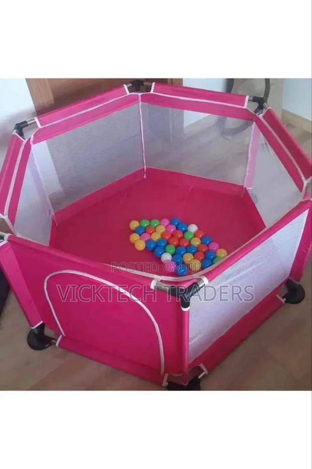 Kid's/Baby Play Pen With 50+ Pressure Balls