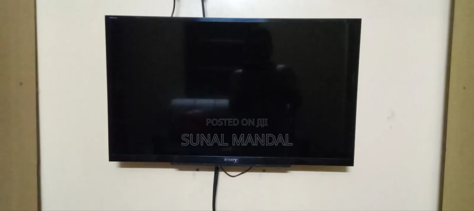 Sony Bravia 32 Inch Led Tv. Free Android Box and Wall Mount.