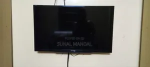 Sony Bravia 32 Inch Led Tv. Free Android Box and Wall Mount.