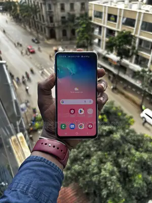 Samsung Galaxy S10e 128 GB Blue