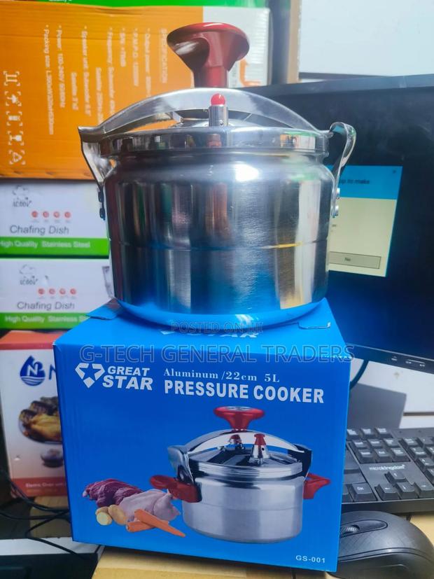 Great Star 5l Non Explosive 2 Handle Pressure Cooker - main view