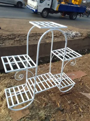 Metalic Flower Stand