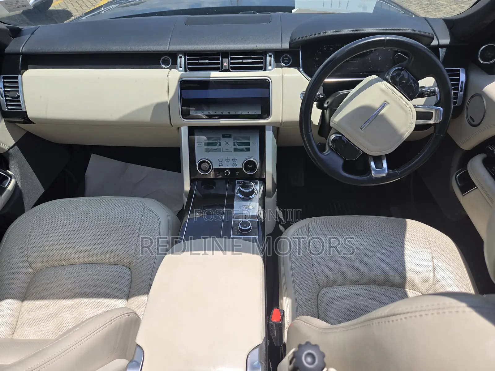 Land Rover Range Rover Vogue 2018 Matt Black