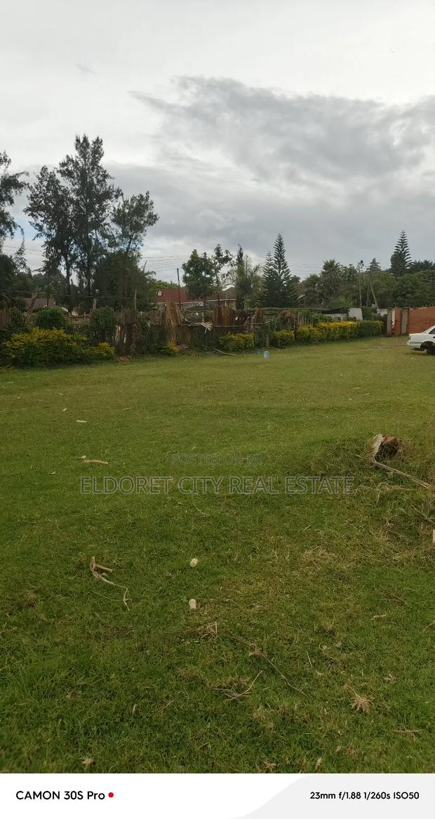 1/2 Acre Riva Flora Elgon View With Title.