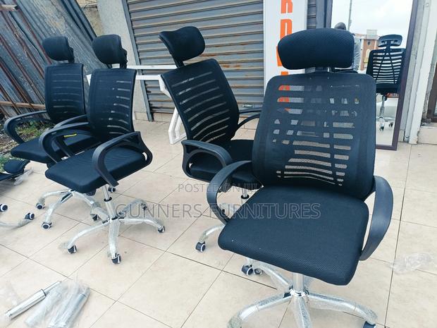 Headrest Office Mesh Chair. - thumbnail 2