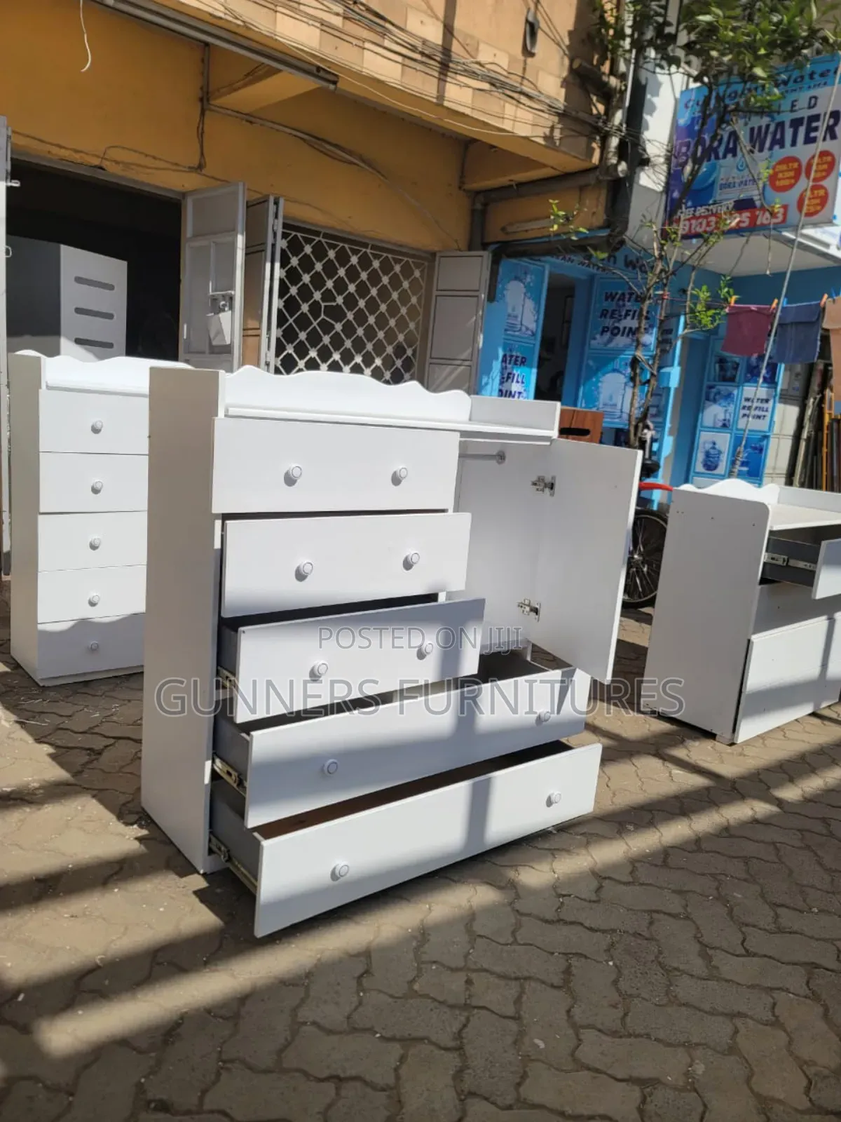 Chest of Drawers Wardrobes.