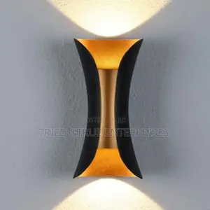 Modern Black Golden Wall Bracket Light 2gv