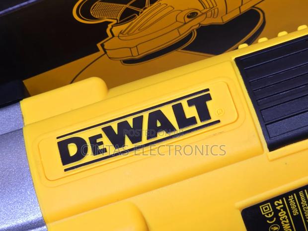 2600w 9" Grinder Dewalt - thumbnail 3