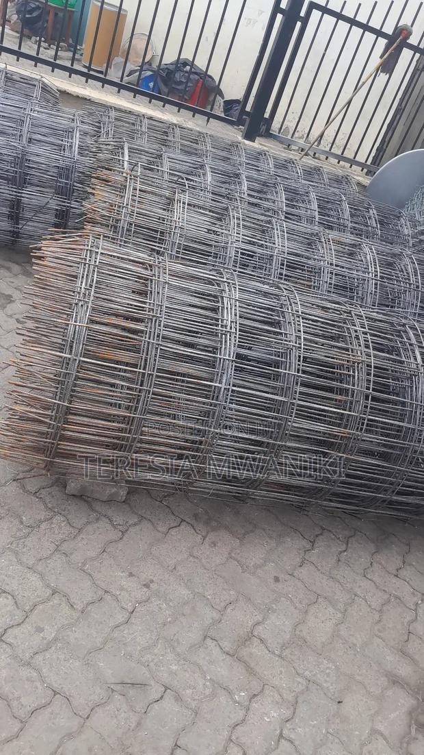 BRC Mesh Wire - A 142(2.1×48mtrs) - main view