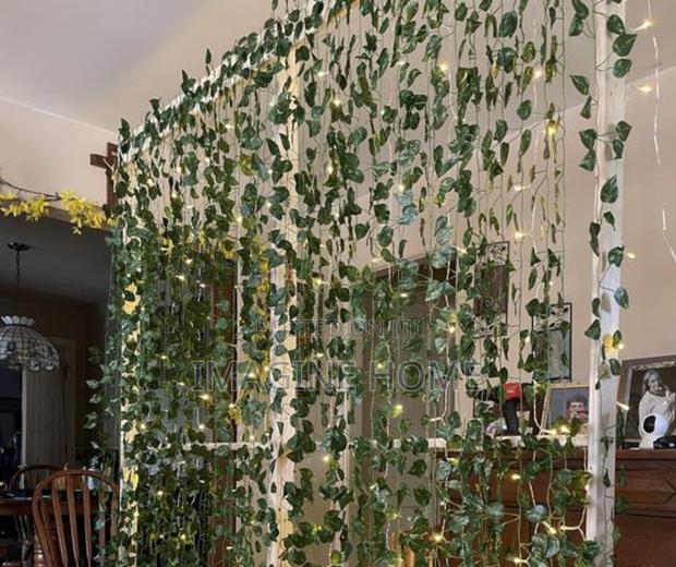 Artificial Hanging Leafs Wall Decor - main view