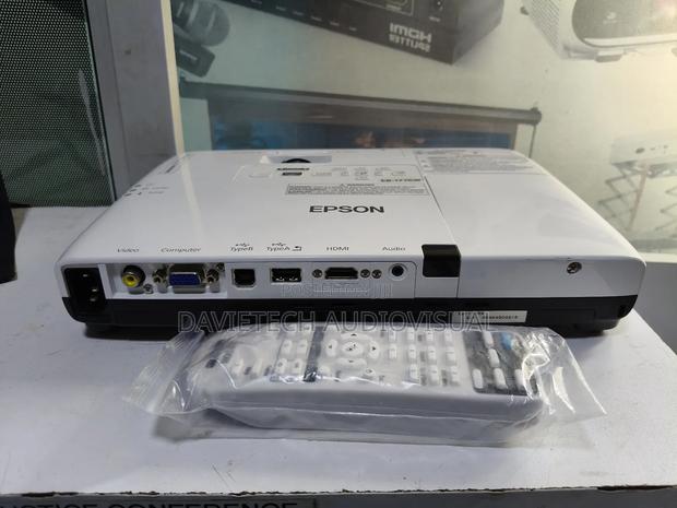 Epson Eb1776w , ULTRA SLIM PROJECTOR - thumbnail 3