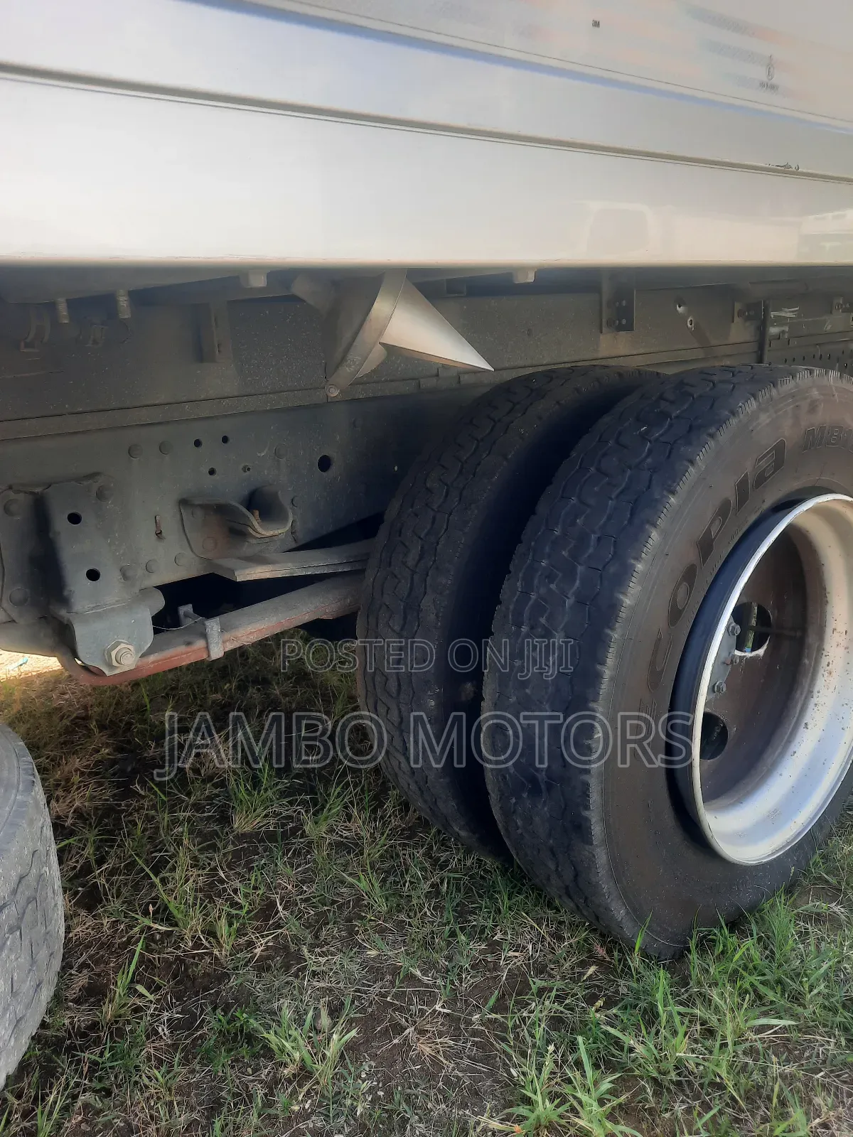 Isuzu ELF, Freezer Body