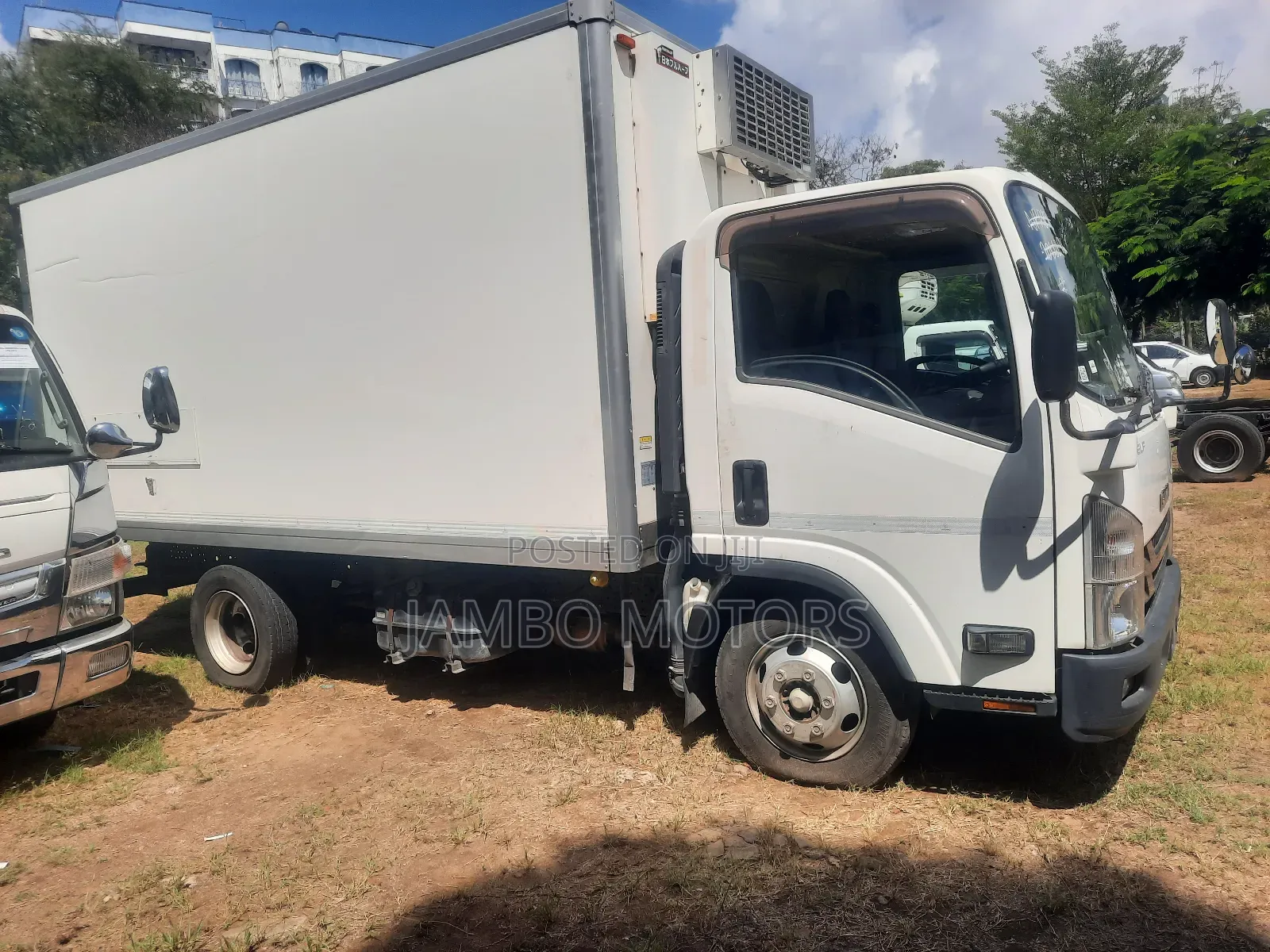 Isuzu ELF, Freezer Body