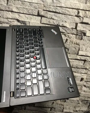 New Laptop Lenovo ThinkPad X270 8GB Intel Core I7 HDD+SSD 500GB