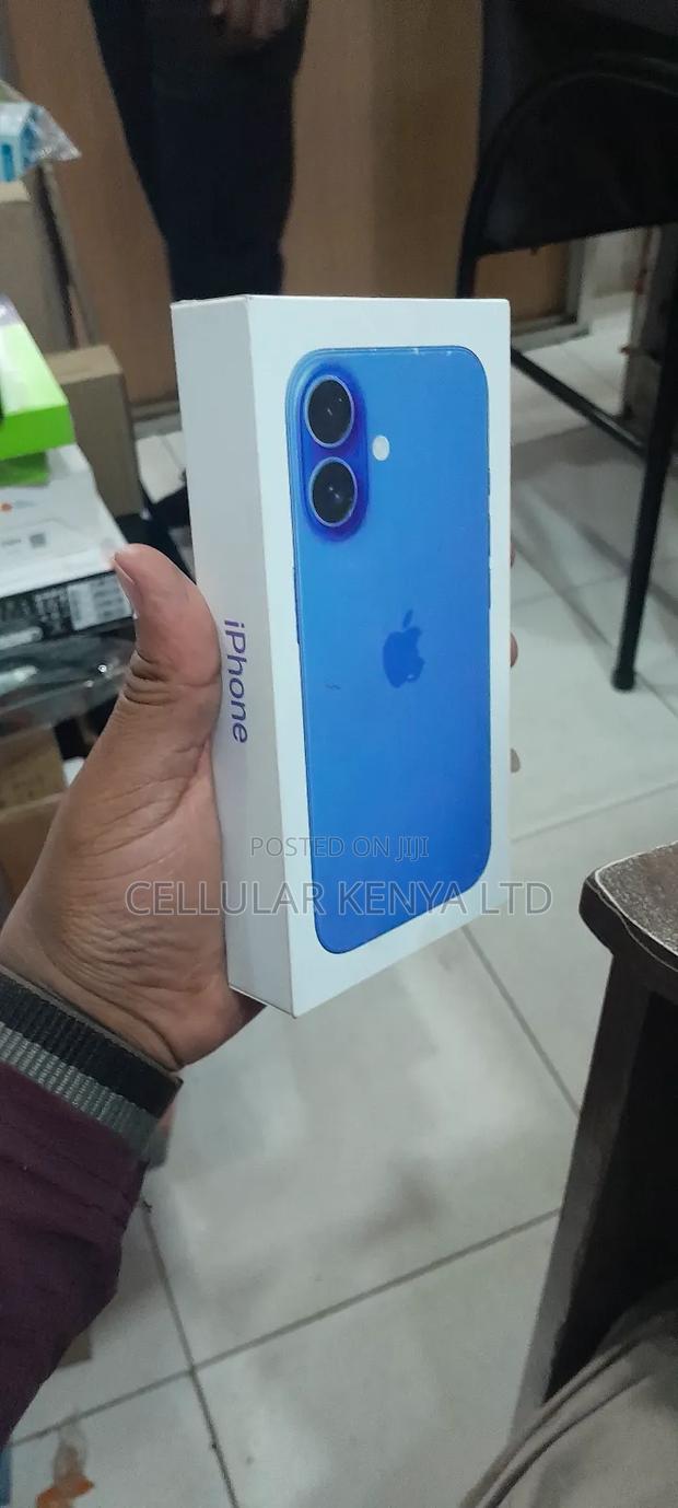 New Apple iPhone 16 128 GB Blue - thumbnail 2