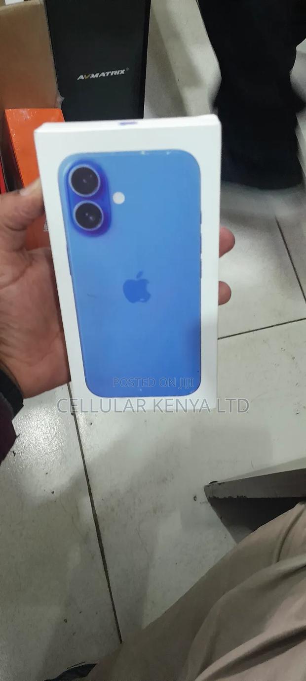 New Apple iPhone 16 256 GB Blue - thumbnail 3