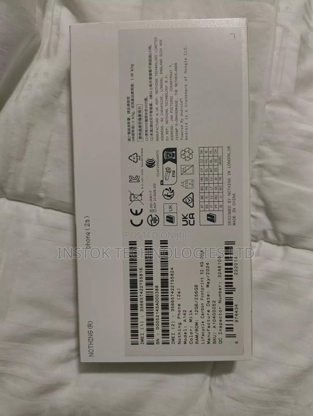 New Nothing Phone 2a 256 GB White - thumbnail 4