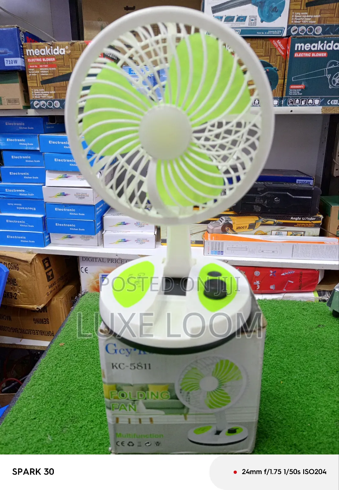 Fan With Rechargeable Light/Fordable Fan