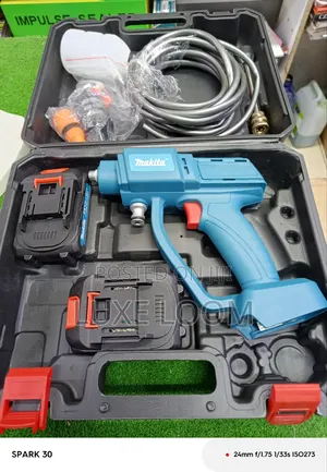Makita Cordless Car Wash Machine