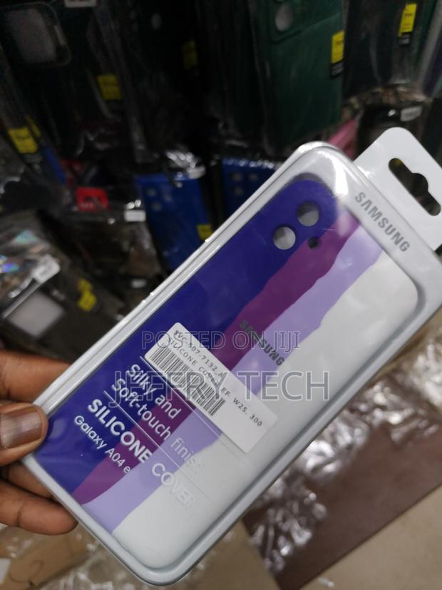 Rainbow Pattern Samsung Galaxy A04e Mobile Phone Back Cover - thumbnail 2