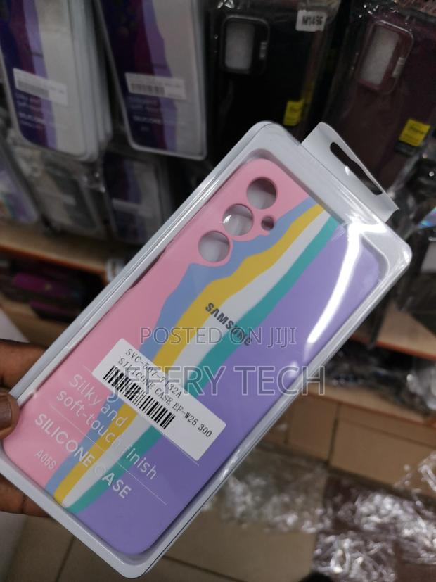 Samsung Galaxy A05s Back Cover Rainbow Color Pattern - thumbnail 3