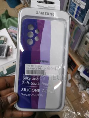 Galaxy A52/A52s Rainbow Liquid Silicone Logo Case - thumbnail 2