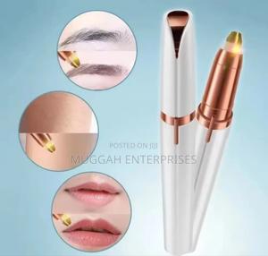 Electric Eyebrow Treamer - thumbnail 2
