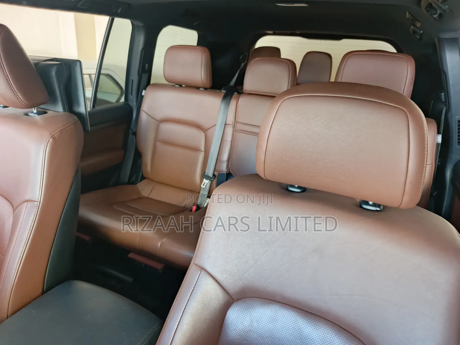 Toyota Land Cruiser 4.6 V8 GX 2017 White
