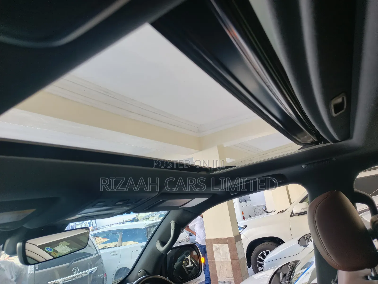 Toyota Land Cruiser 4.6 V8 GX 2017 White