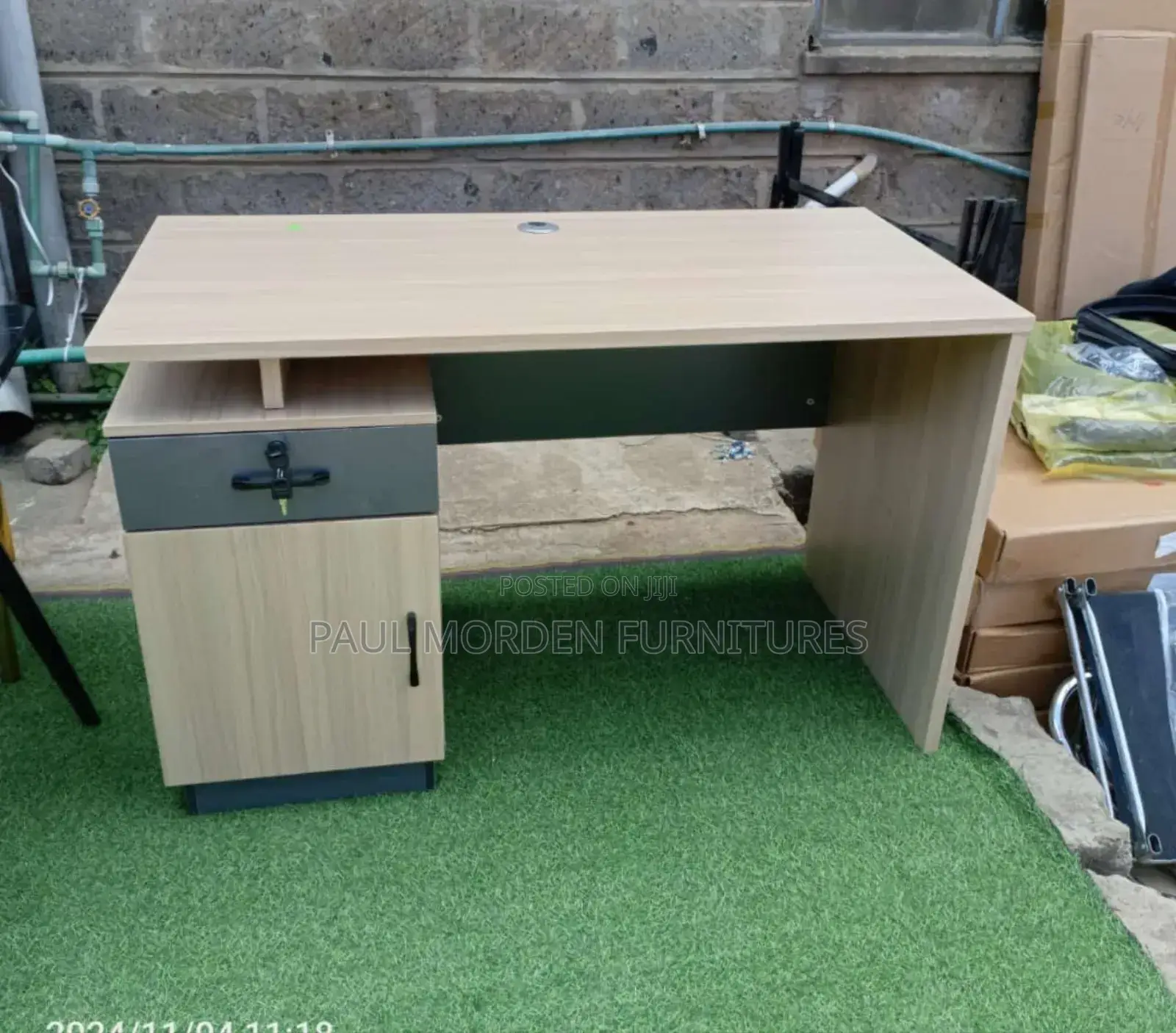 Important Wooden Office Table