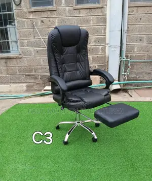 Black Office Office Chair With Footrest