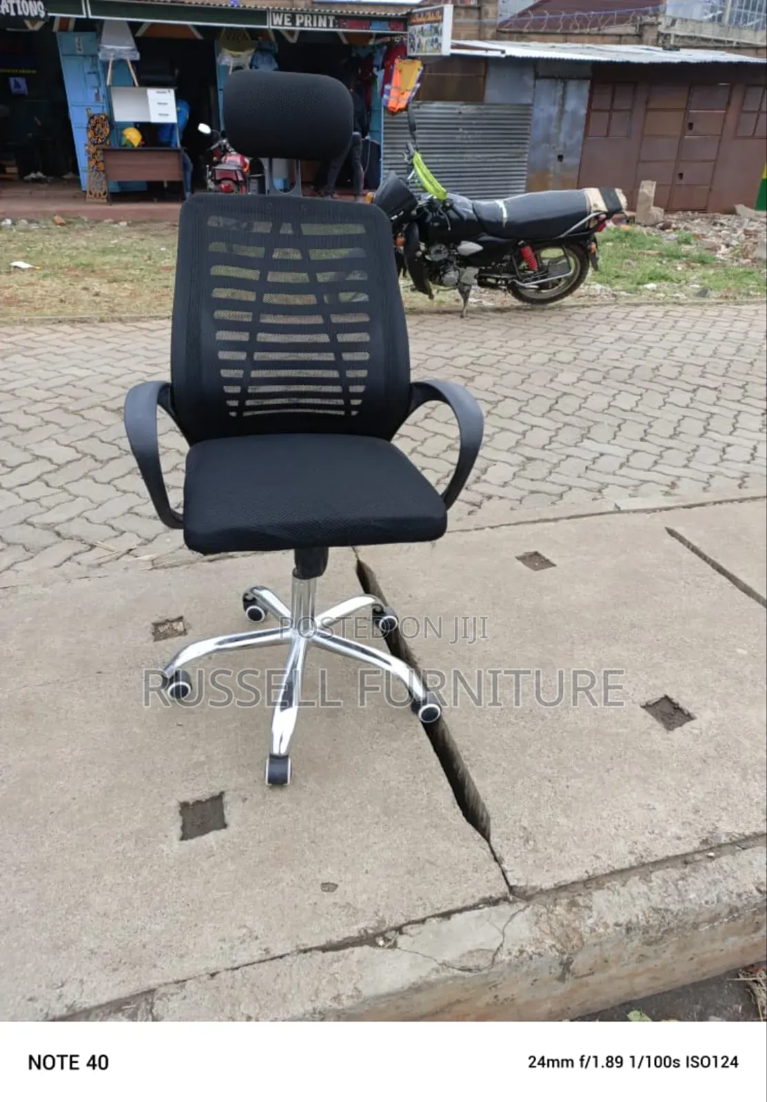 Headrest Adjustable Chair