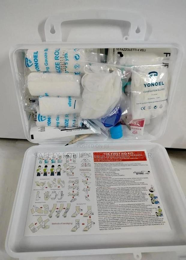 White Smallfirst Aid Kit - main view