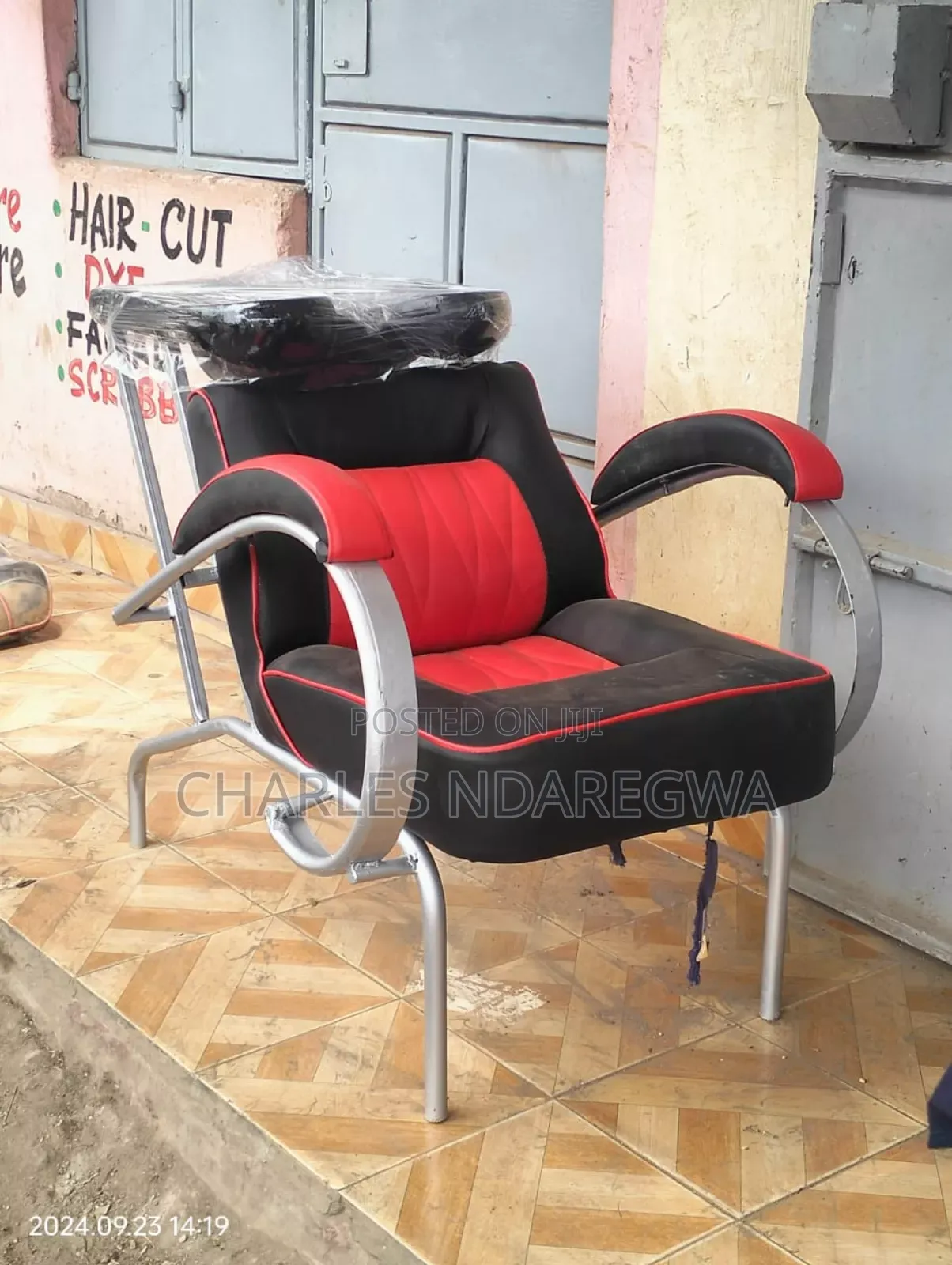 Iron Model Decorations Crafts Barber Chair Micro-Metal