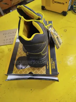 Working Site Safety Boot/Shoe Size 45&43 Only